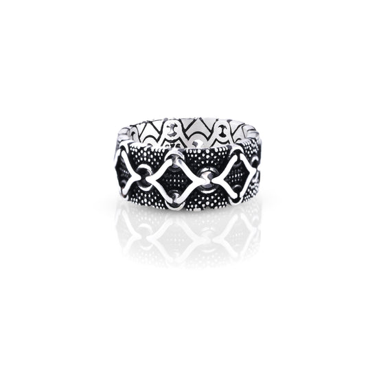 Obsidian Crest Silver Ring