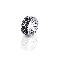 Obsidian Crest Silver Ring